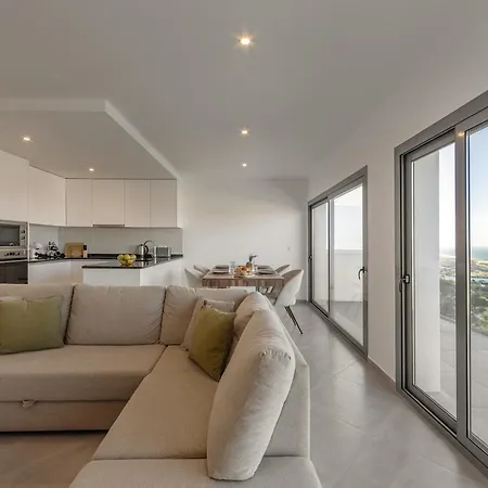 דירה Ruby נאזרה